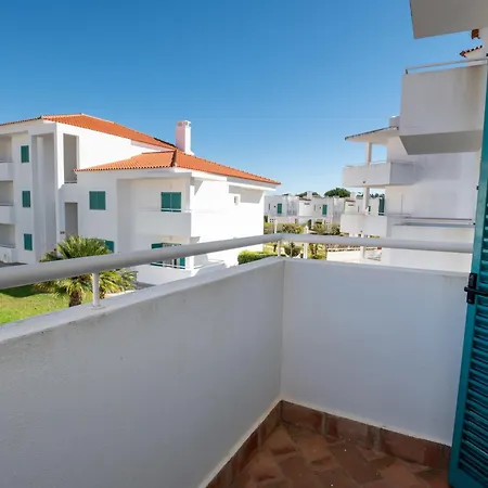 Prainha 4 Bed Lejlighed *