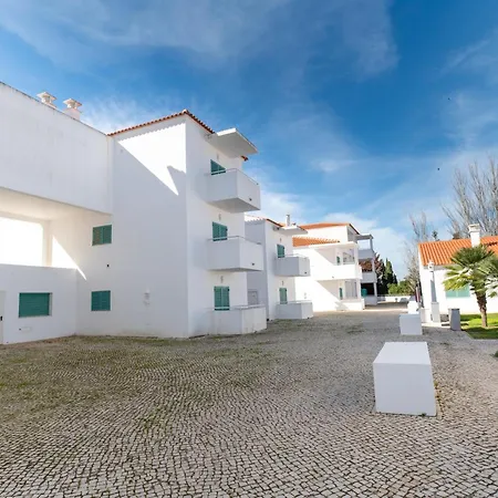 Prainha 4 Bed Apartamento *